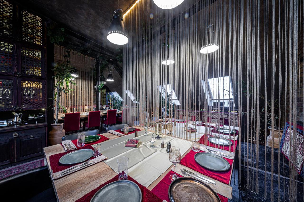 Atrium Konak Нови Сад Екстериор снимка
